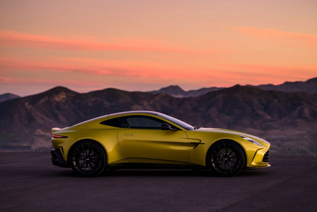 2025 Aston Martin Vantage