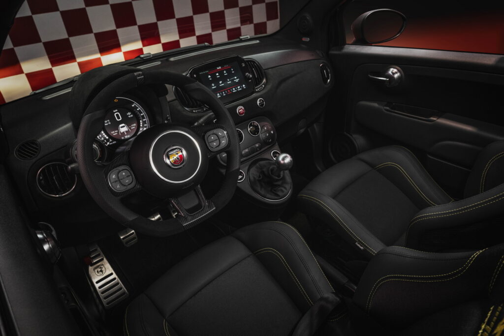 Abarth 695 75° Anniversario