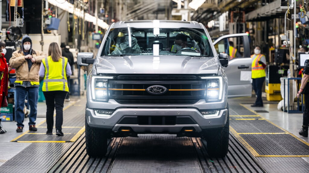  Ford Paused F-150 Production Last Month, Temporarily Laid Off Nearly 10,000 UAW Workers