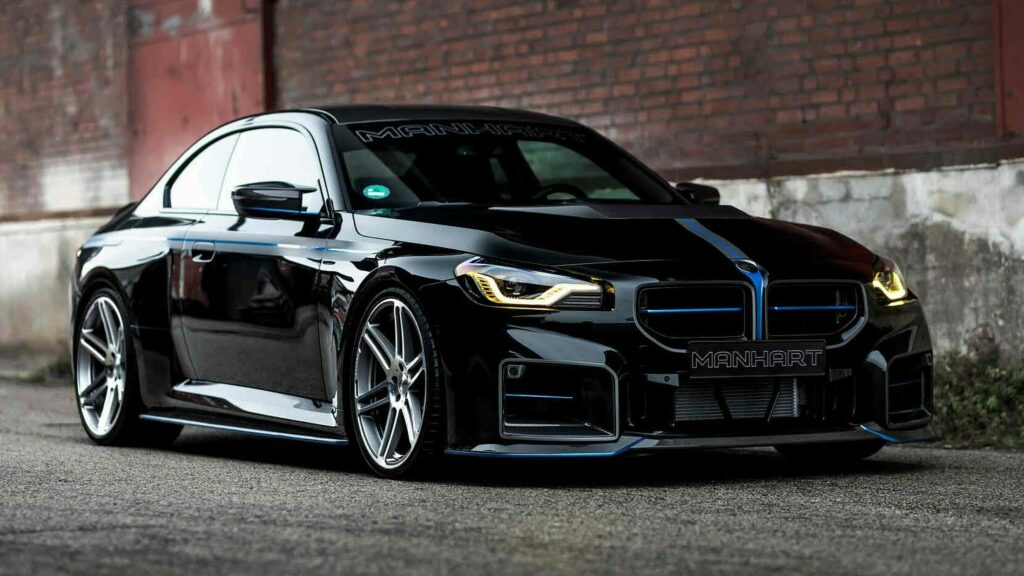  Manhart’s 552-HP BMW M2 Looks Sinister With Carbon Bits And 21-Inch Wheels