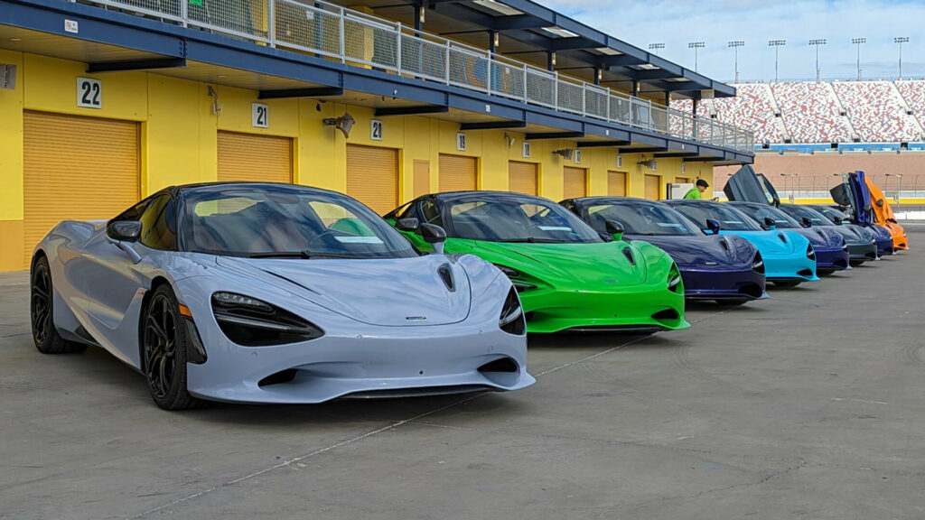  New McLaren 750S Sold Out Until Spring 2025