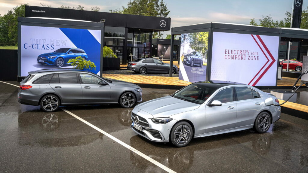  Mercedes Will Prioritize Cheaper Gas Cars Over EVs In U.S.