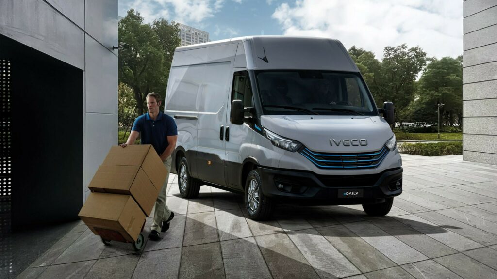  Hyundai And Iveco Team Up For New Electric Commercial Vehicle