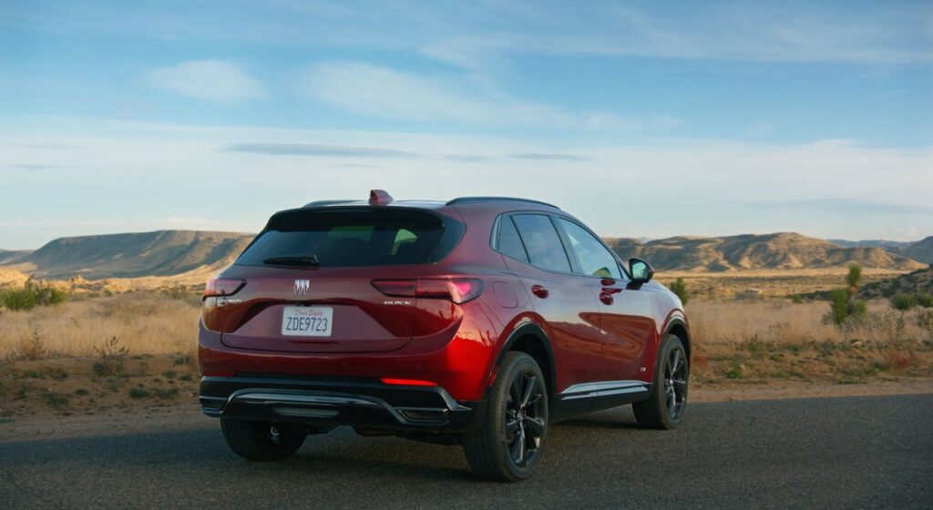     2024 Buick Envision Convertible With Cool Looks, 30-Inch Display and Standard AWD