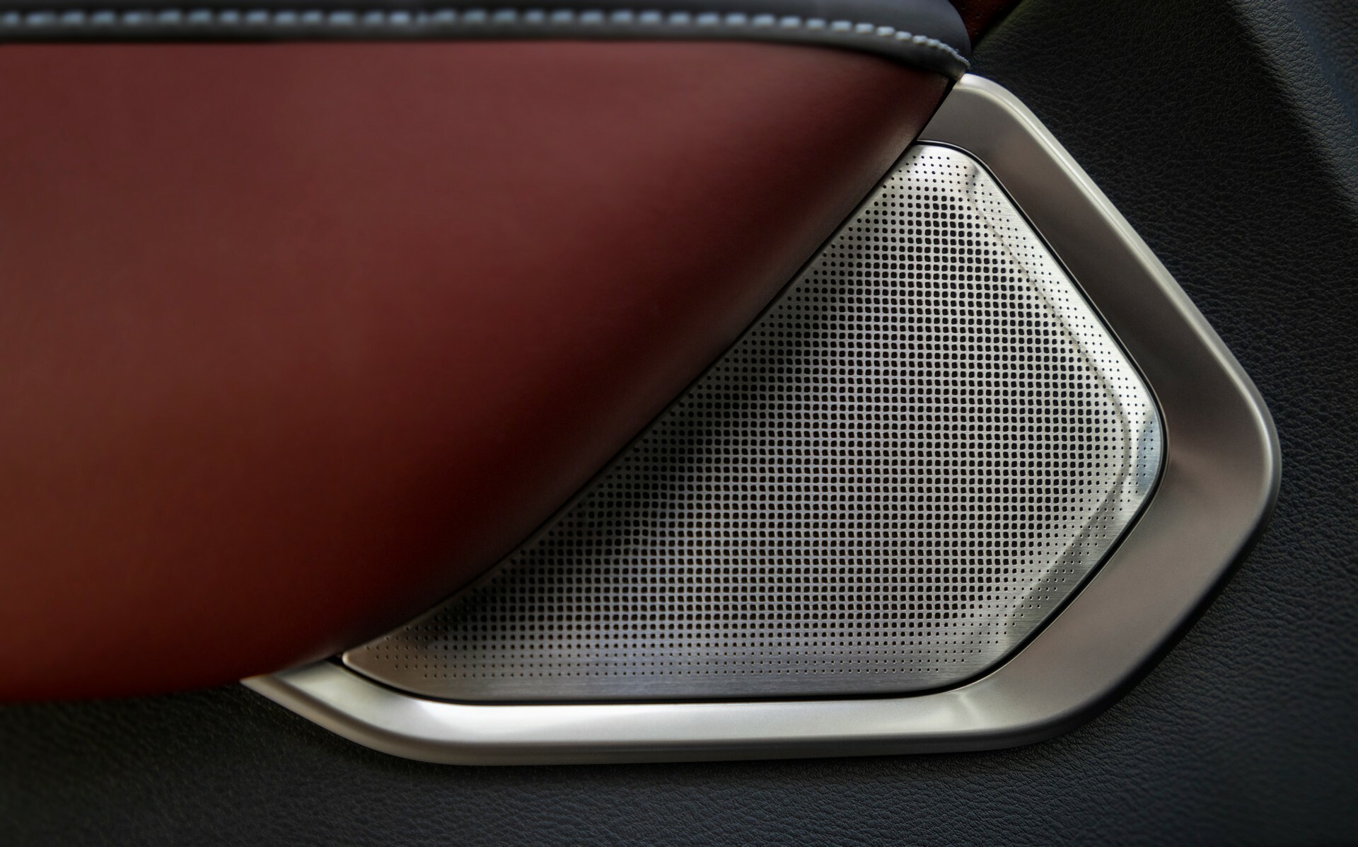 2025 Infiniti QX80 03019 39