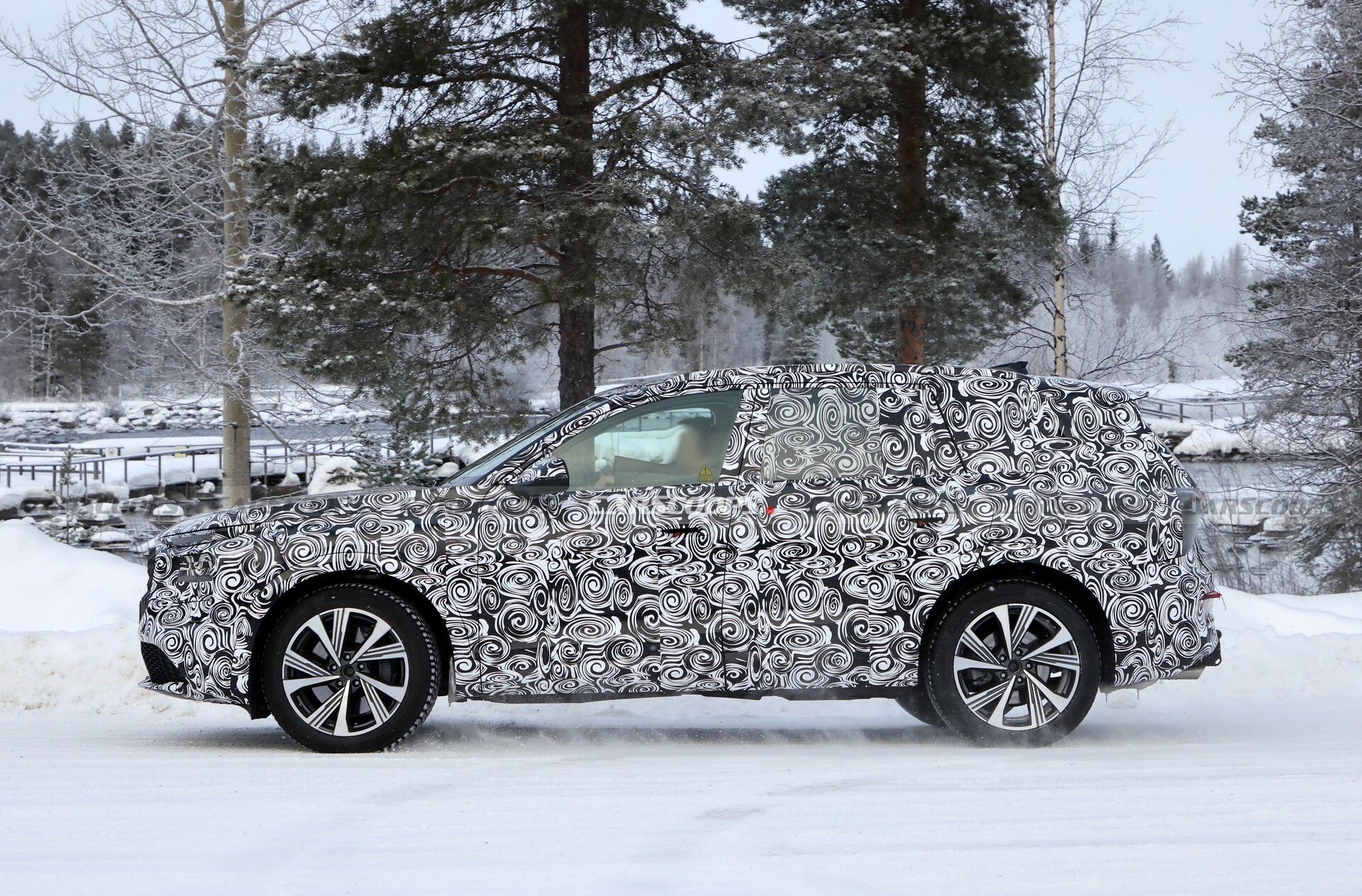 Insiders Say Audi Q9 Prototypes Were Actually The Next Q7 | Carscoops