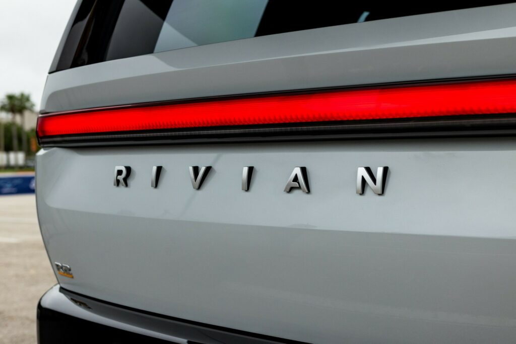 El Rivian R2 2026 se ve aún mejor de cerca