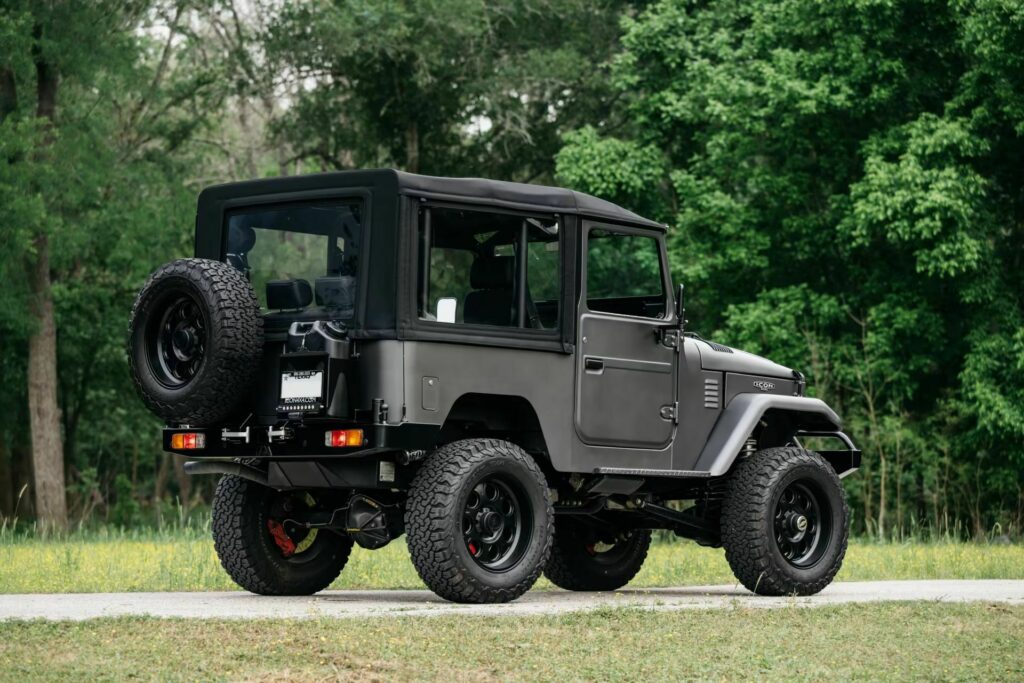  Badass V8-Powered Toyota FJ40 Restomod Is The Stuff Of Dreams