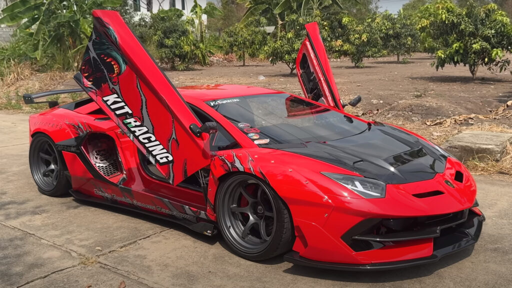  Can You Spot The Fake? This Replica Blends Toyota And Honda Into A Lamborghini SVJ