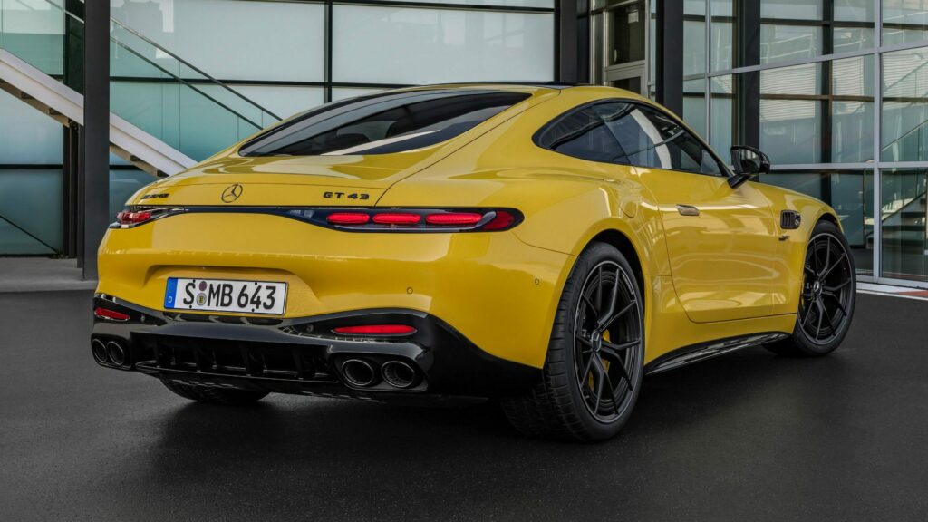  New Base Mercedes-AMG GT 43 Has A 4-Cylinder Engine And Milder Looks