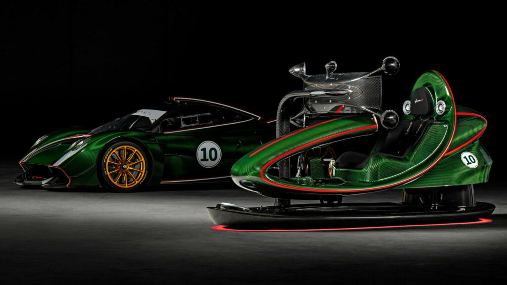  Pagani Huayra R Simulator Is As Extreme And Carbon Fiber Intensive As The Real Model