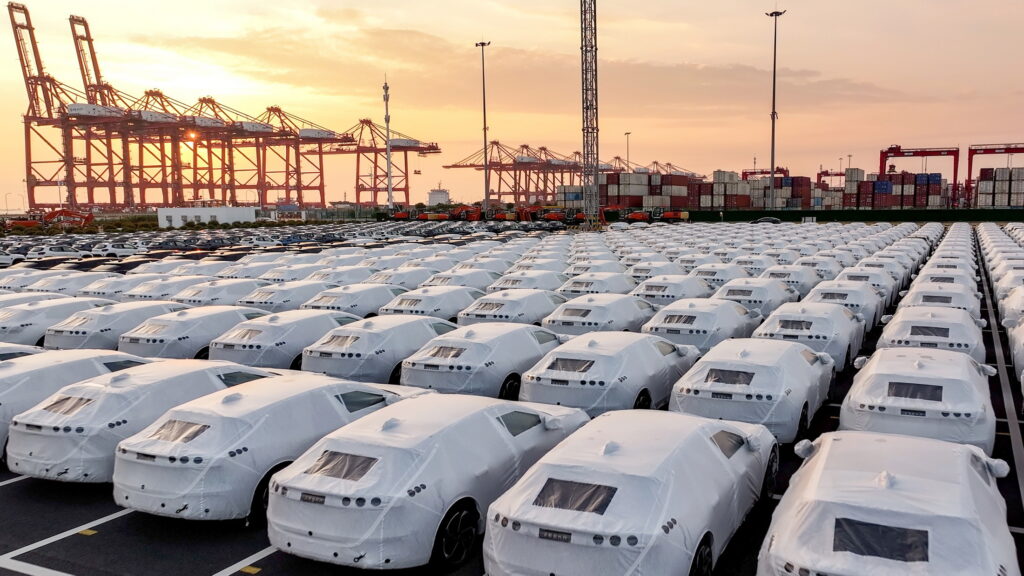  China’s Auto Glut Seeks Global Escape: 40M Capacity, 123 Brands, Only 22M Buyers