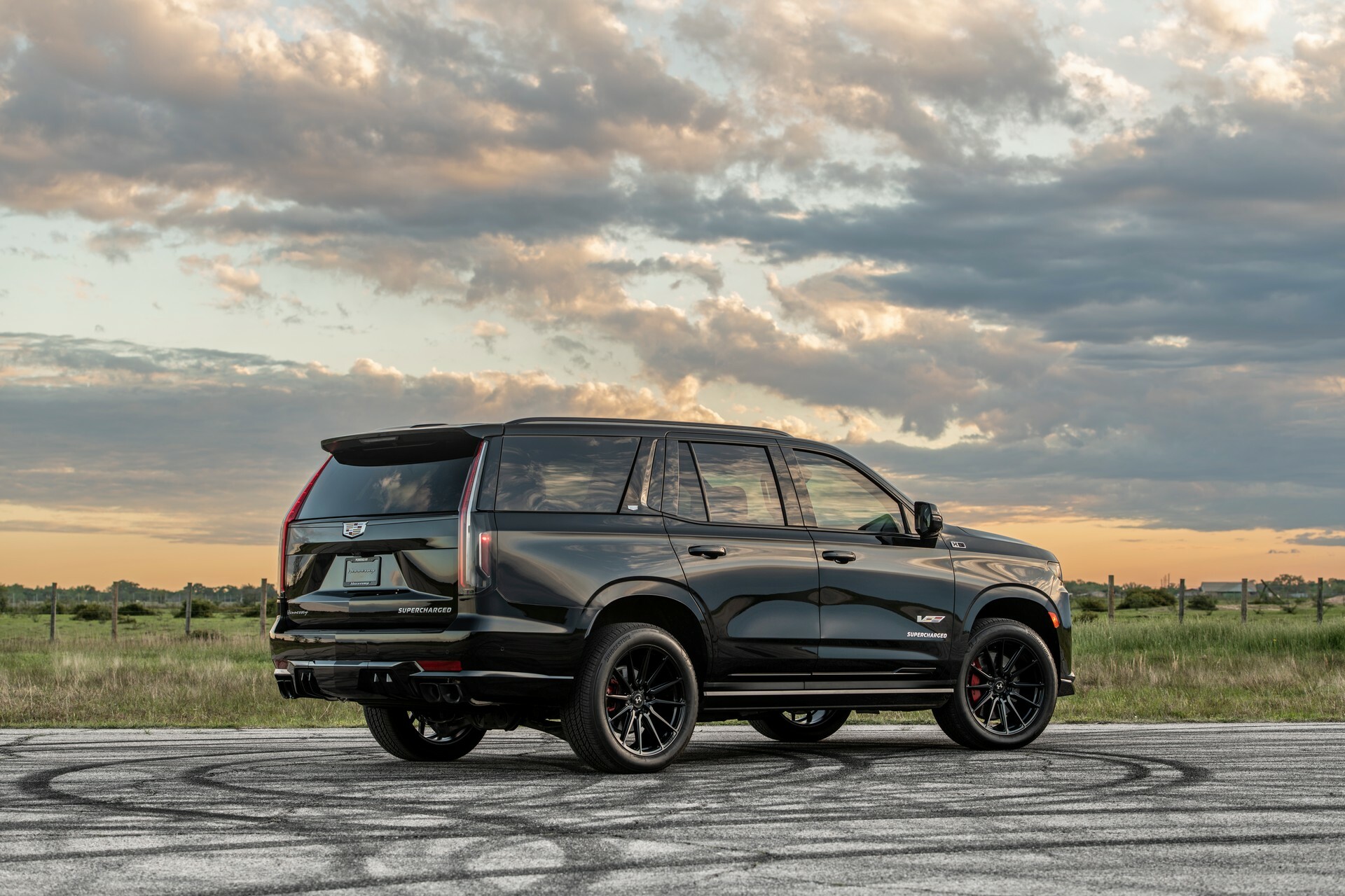 Hennessey’s H850 Cadillac Escalade-V Redefines Super SUVs | Carscoops
