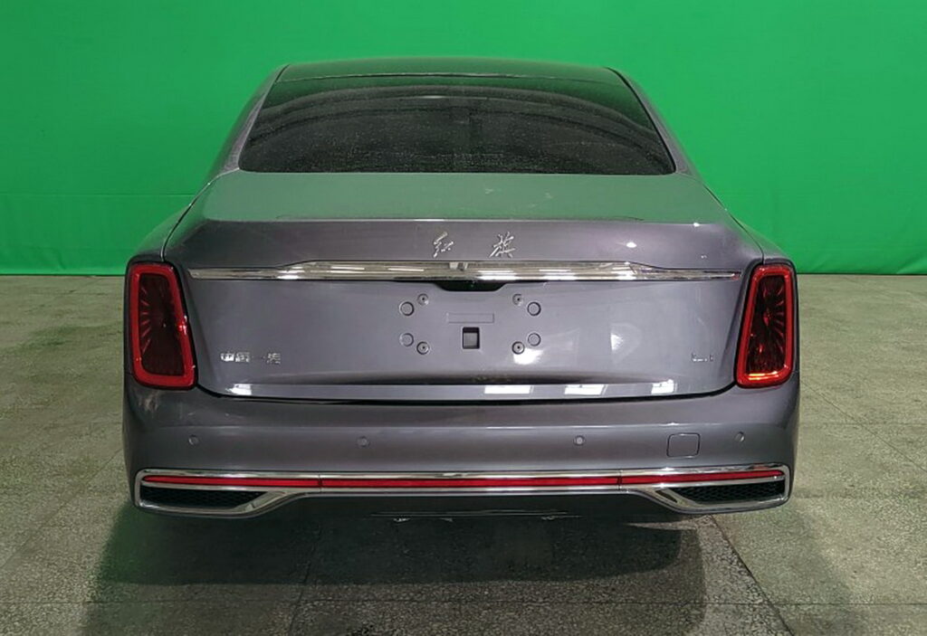  Hongqi L1 Looks Like The Mutant Child Of A Rolls-Royce, A Cadillac And A Forgotten Ford
