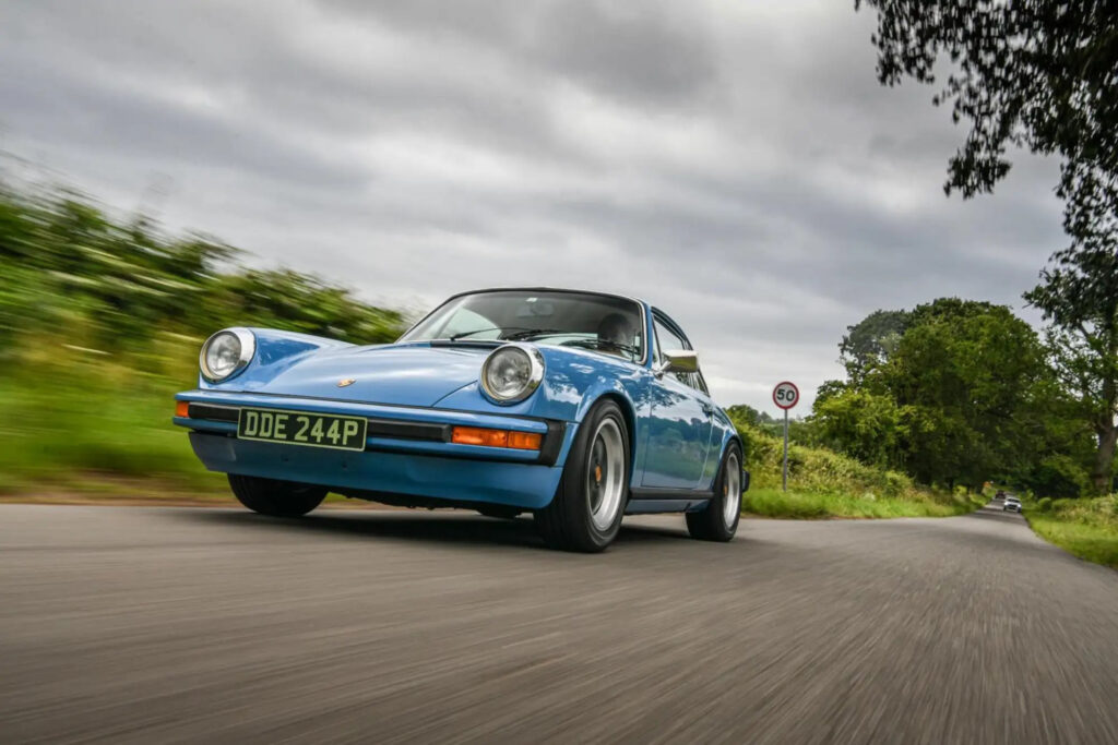     Mike Brewer de Wheeler Dealers vend sa rare Porsche 912E pour 911 Money