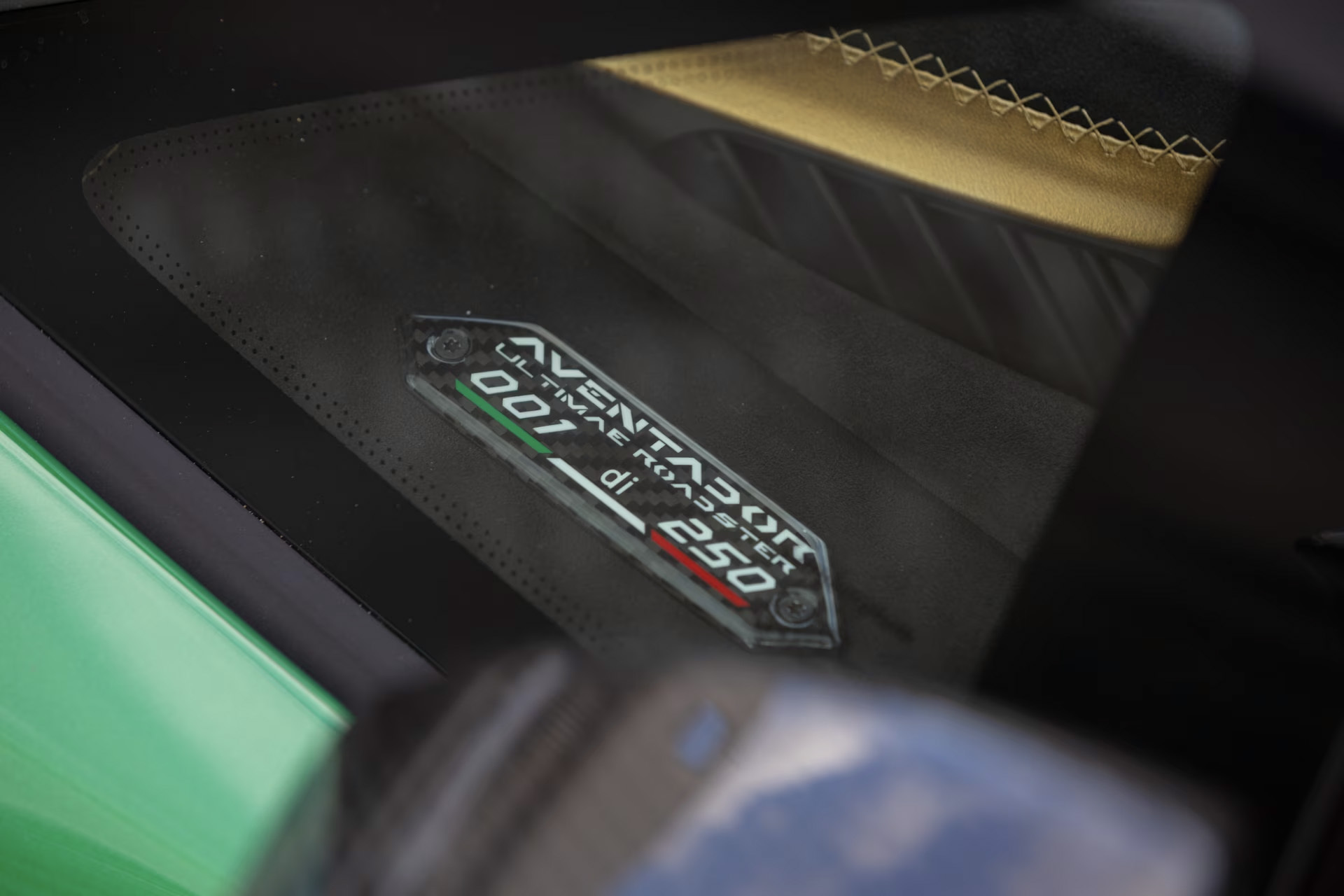 Lambo. Aventador Roadster Ultimae bleue (LookSmart) 1/43e