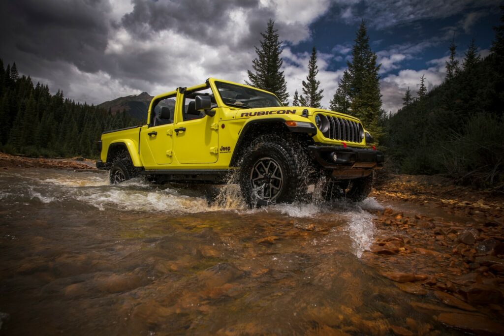  Jeep Confirms Plug-in Hybrid Gladiator 4xe For Next Year