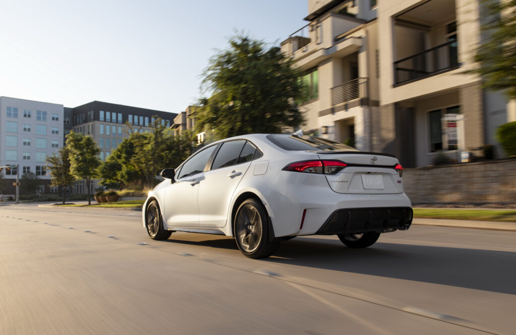     Don't be a jerk!  Toyota Corolla Buyer Shows Us How to Beat Dealer Markups