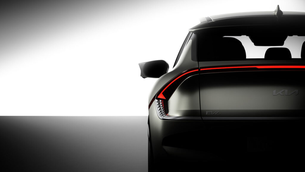  2025 Kia EV6 Shows Its Redesigned LEDs Before Imminent Unveiling
