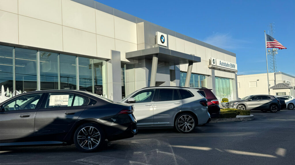  Dealer Uses Face ID Tech To Bust Woman Trying To Steal Cadillac Escalade And BMW M4