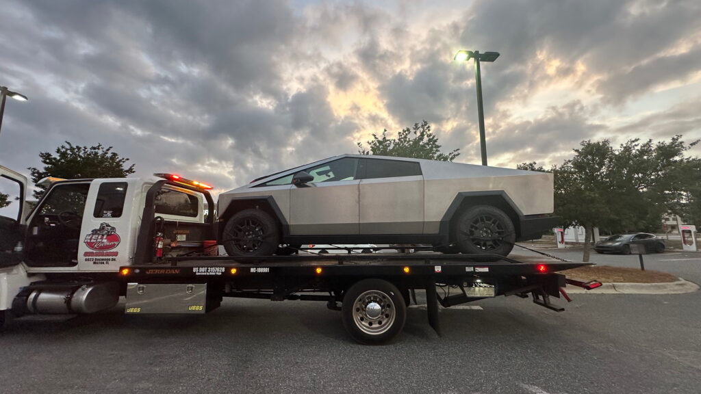 Cybertruck Breaks Down 35 Miles After Delivery, Tesla Says Coolant Leaks Not Covered