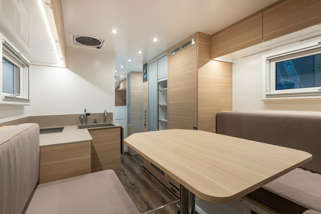  6&times;4 Krug Expedition Bedrock XT2 RV Brings Mother Nature To Your&nbsp;Doorstep