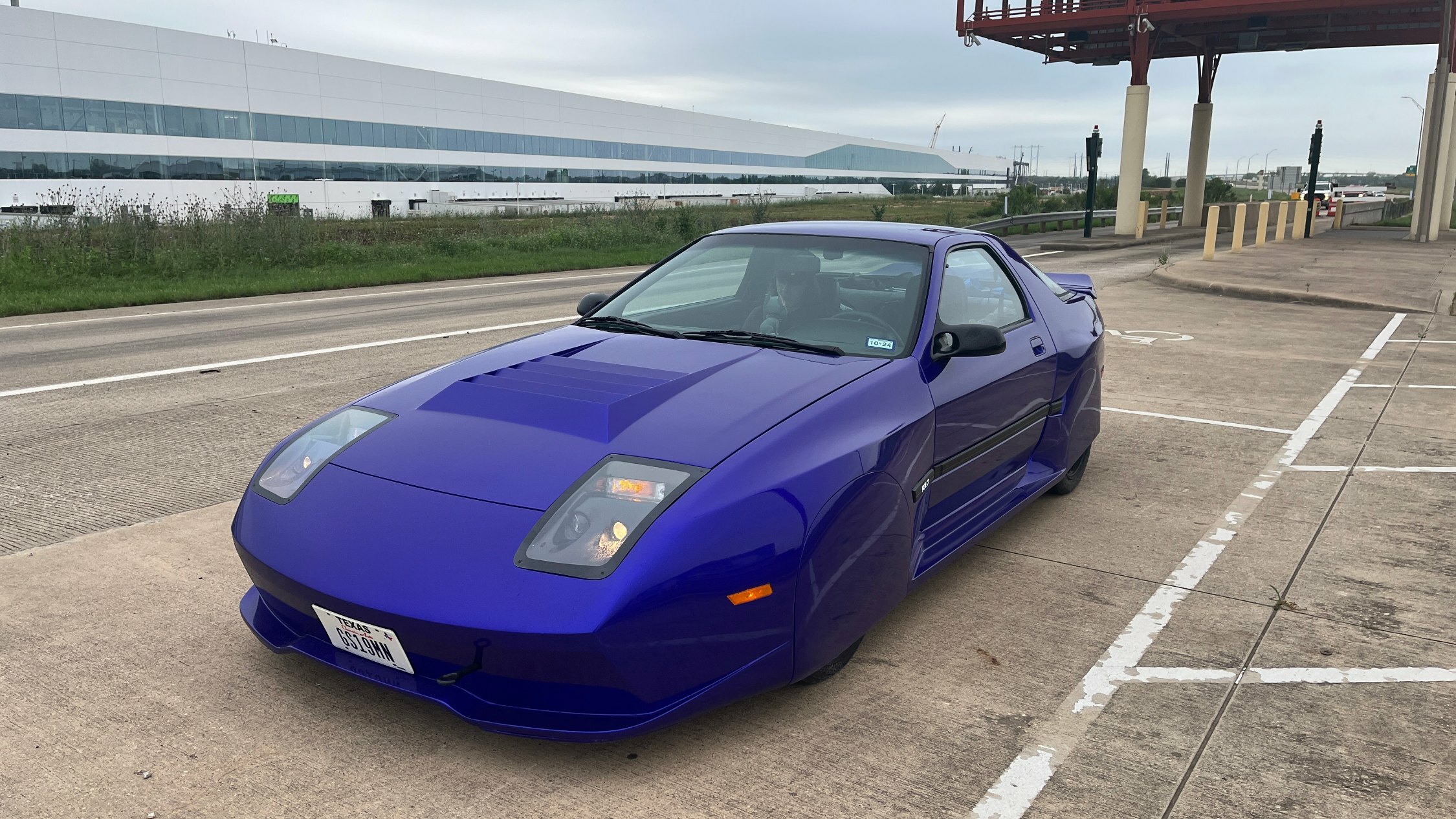 This Texan Mazda RX-7 Swapped Its Japanese Soul For Top Speed