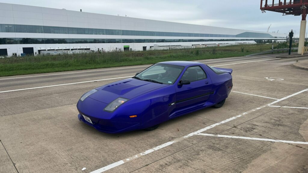 This Texan Mazda RX-7 Swapped Its Japanese Soul For Top Speed | Carscoops