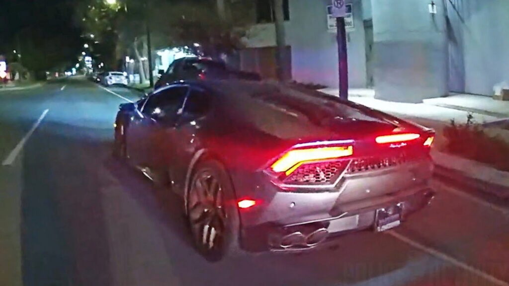  LA Police Chase Ends In Fatal Lamborghini Crash