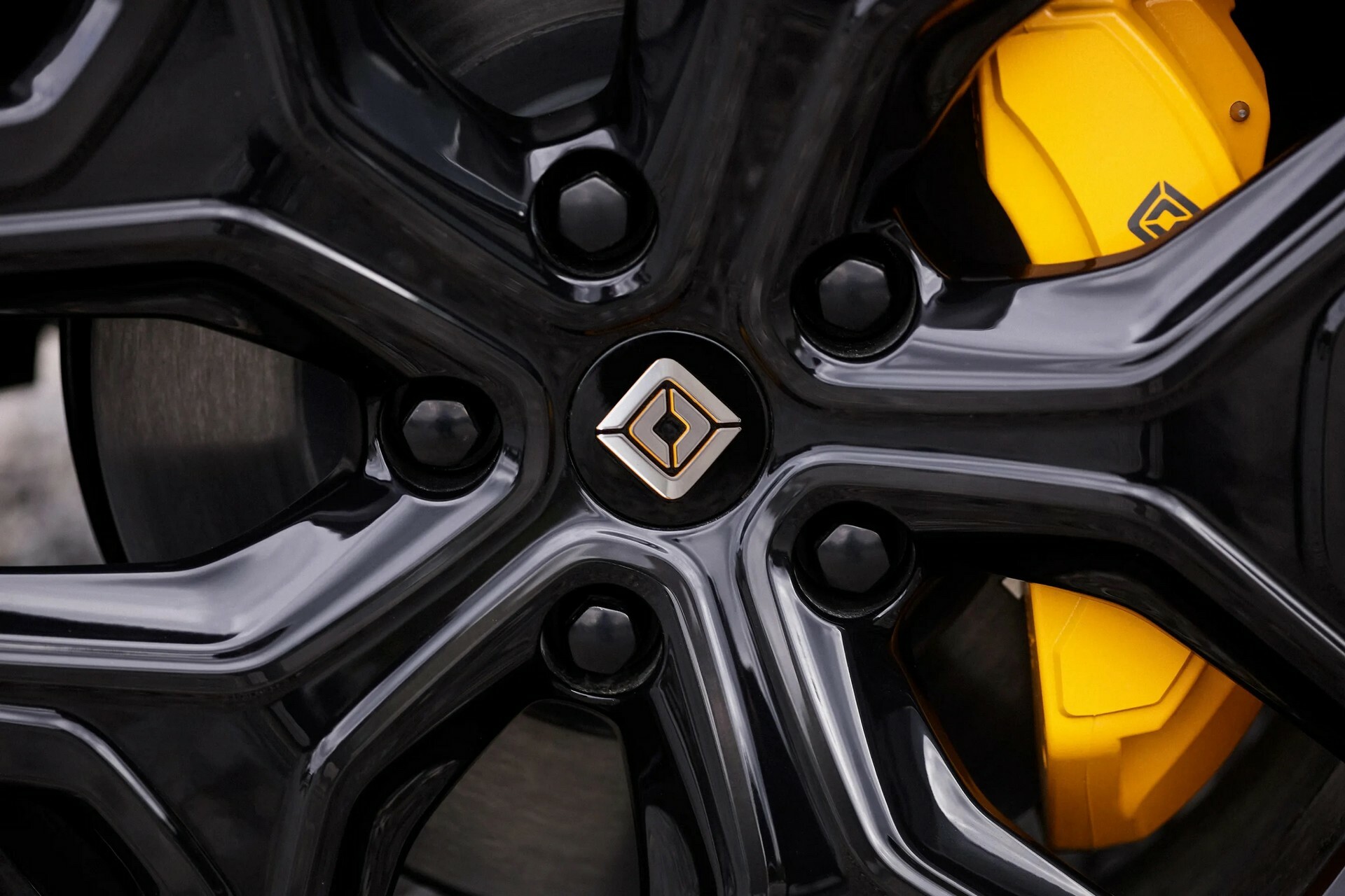 2024 Rivian R1T 606 3