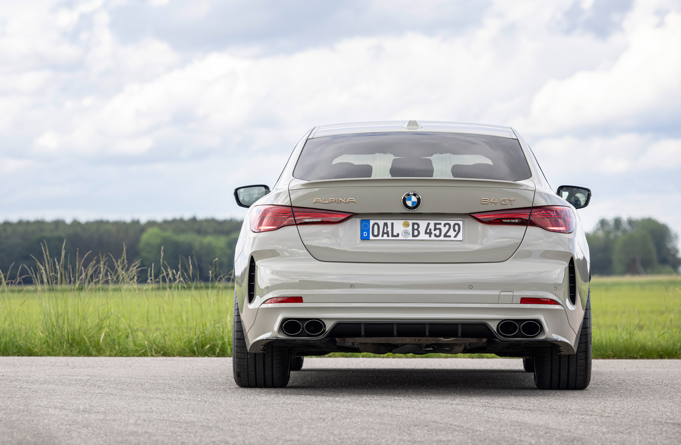 2024_06_BMW_ALPINA_B4_GT_PRESS_16