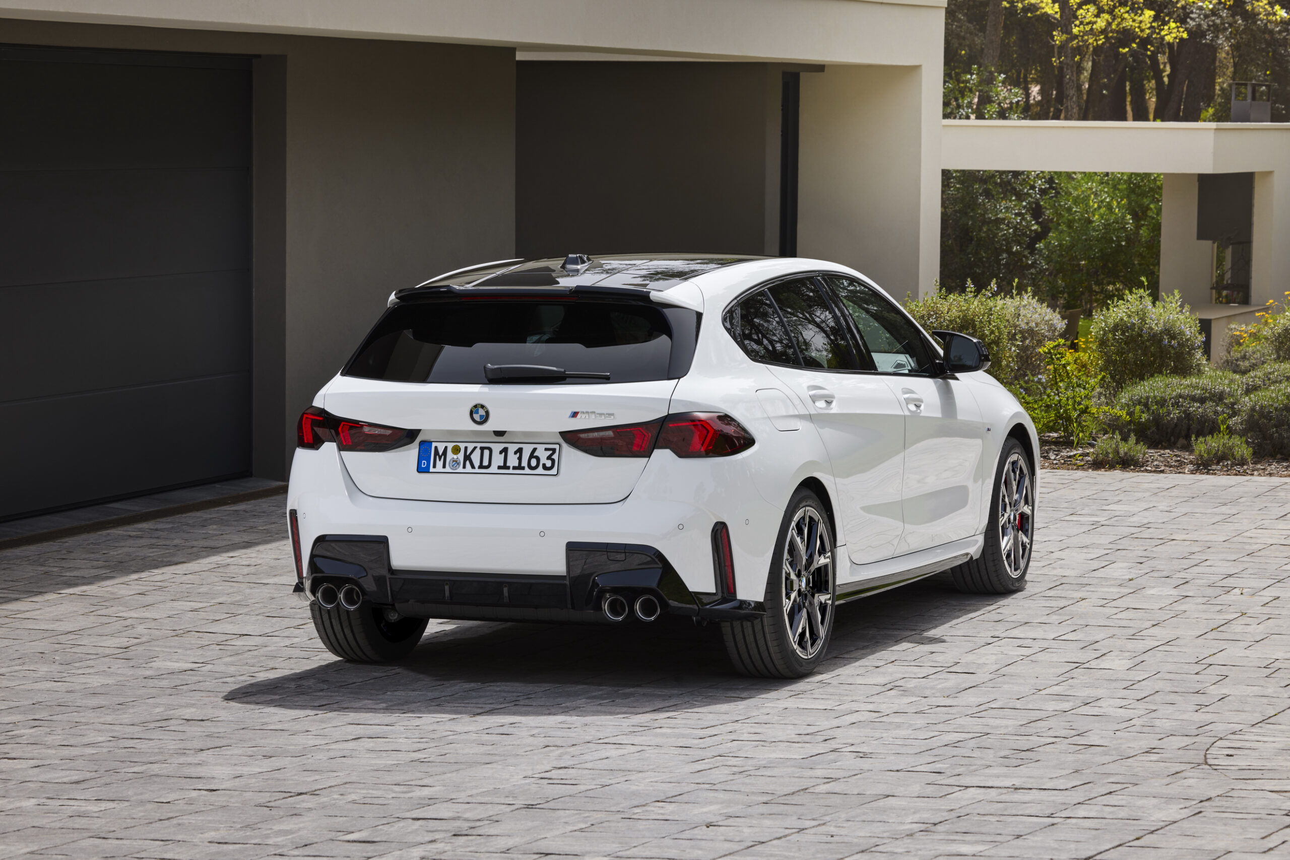 2025 BMW M135i 35