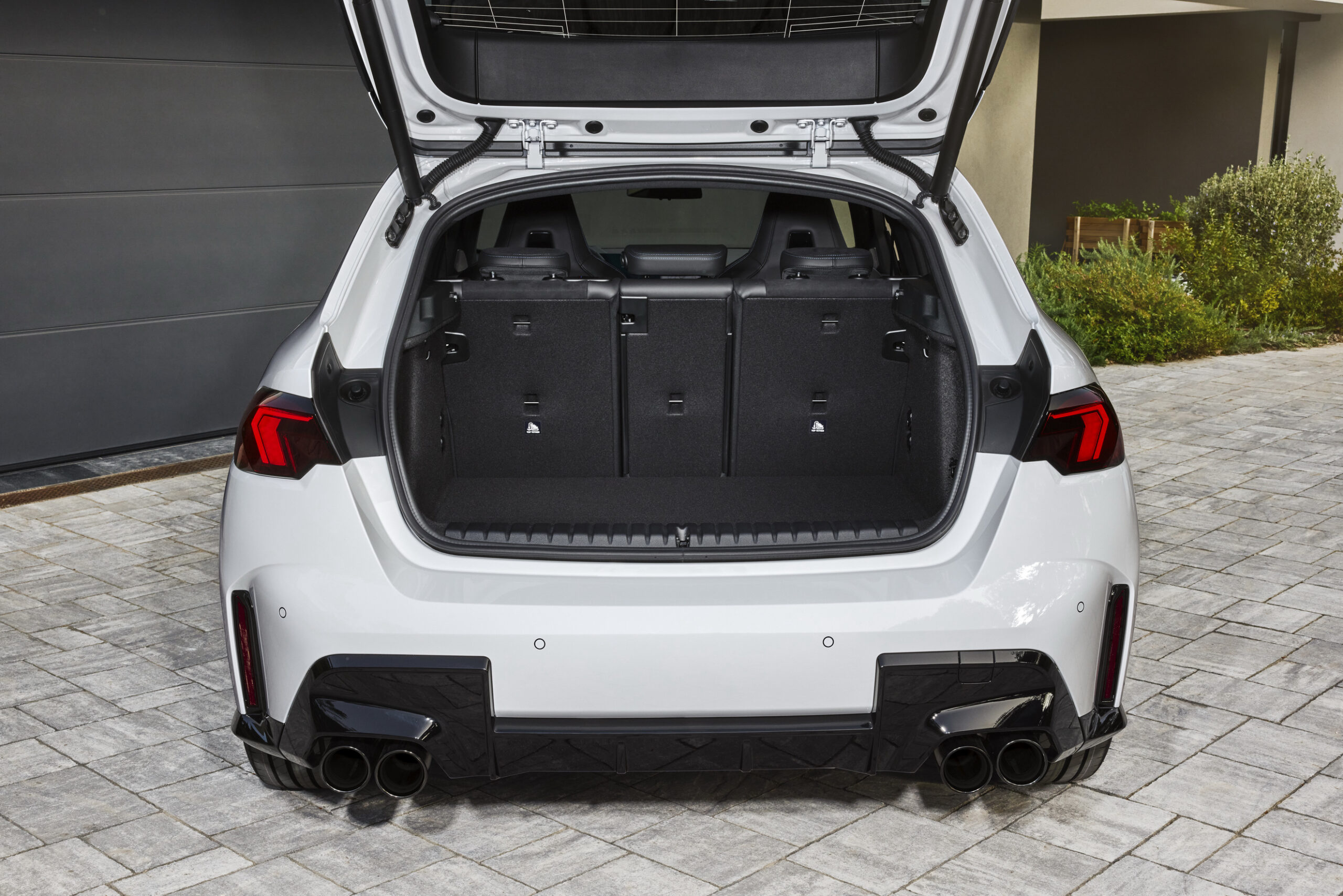 2025 BMW M135i 78