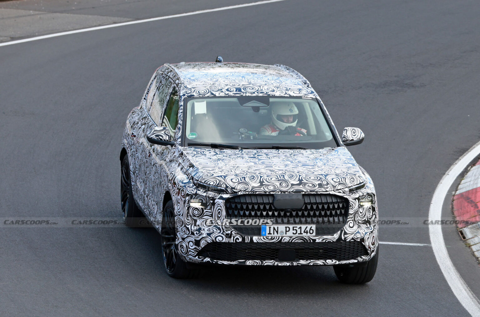  2026 Audi Q7 Prototype Tries To Screen Off Its Display-Heavy Dashboard Illustration 