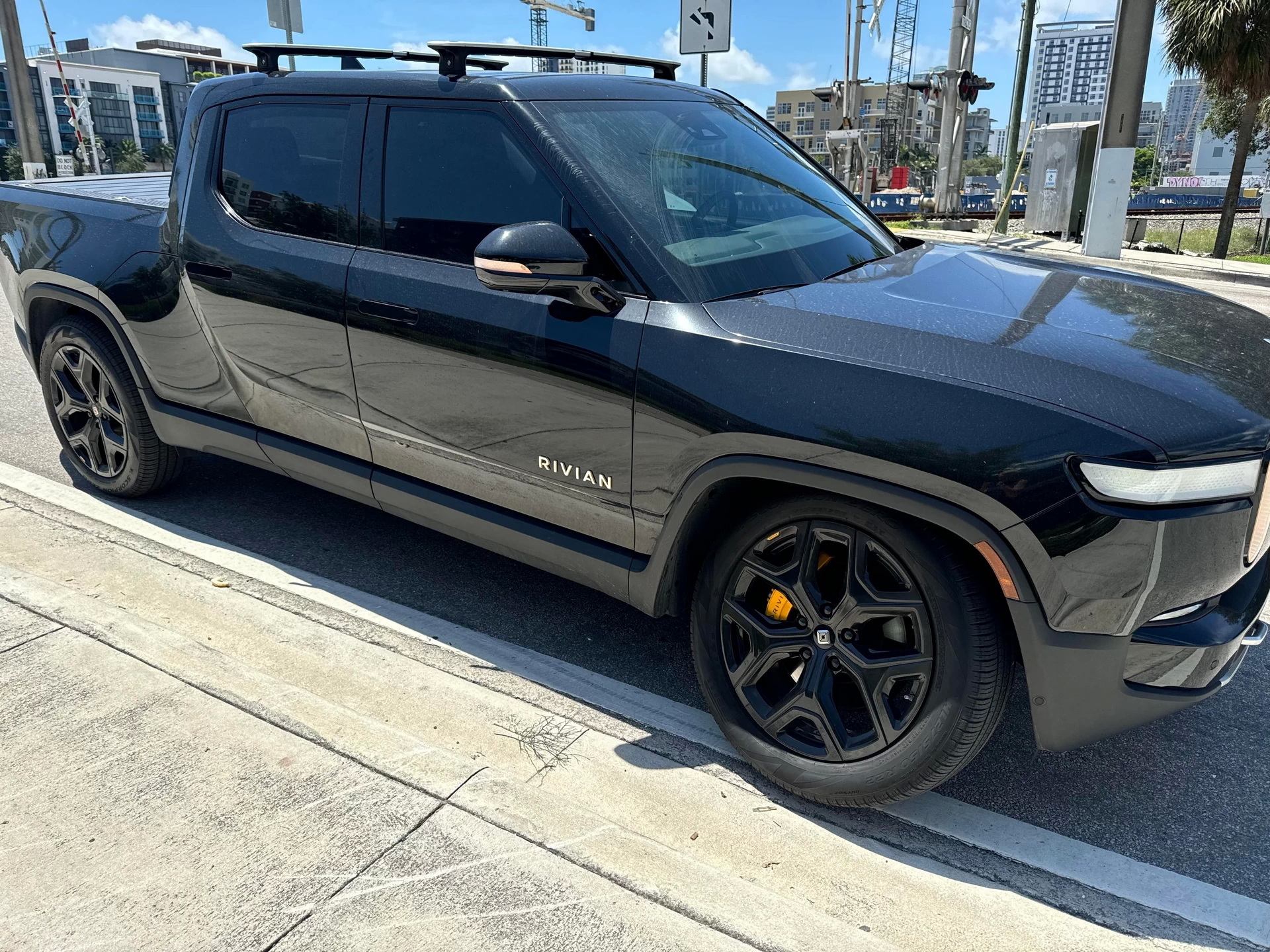 Rivian R1T Owners Report Wheels Falling Off After Service | Carscoops