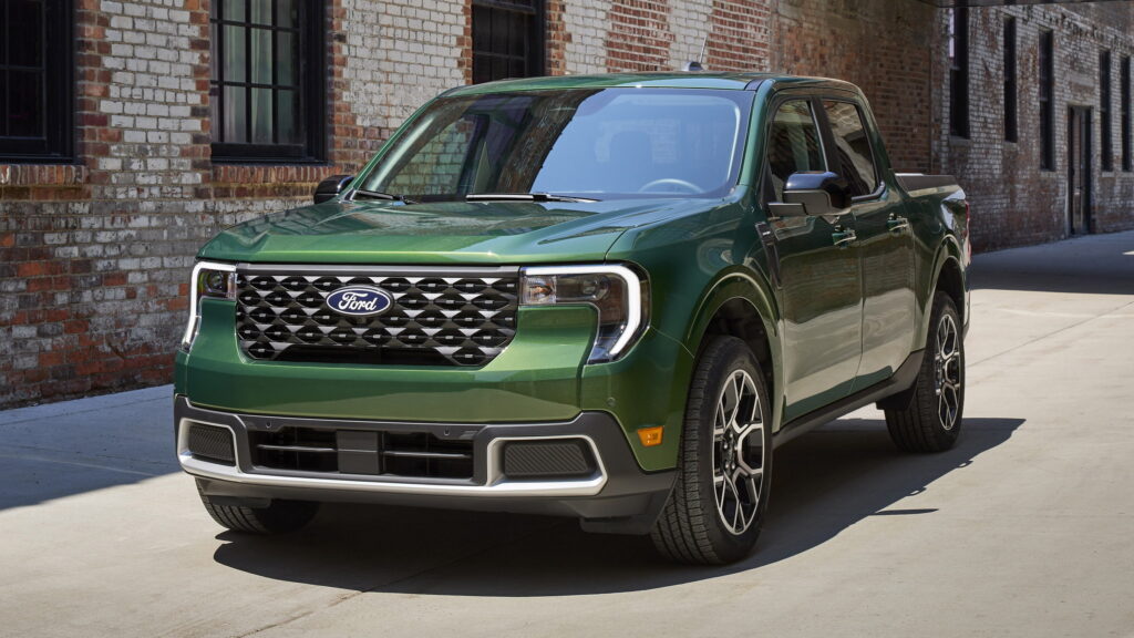 2025 Ford Maverick Gets AWD Hybrid, Bigger Screen, And Tremor Trim ...