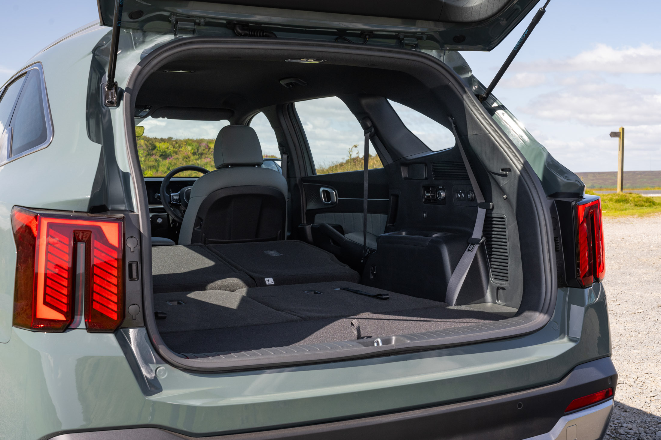 Driven: Kia’s Common-Sense 2025 Sorento Gets Some EV9 Pizzazz