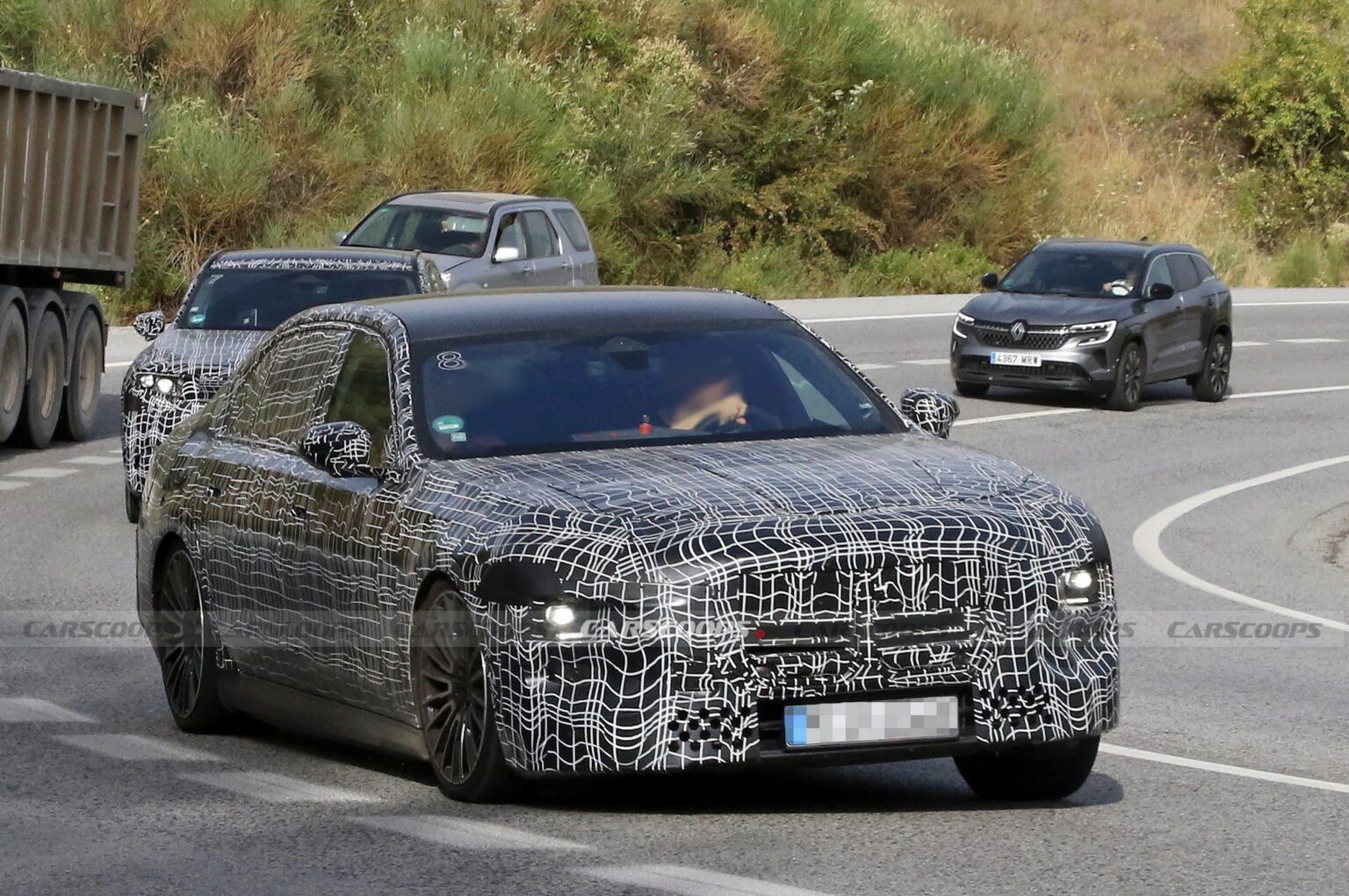 BMW 7-Series Facelift Could Arrive In 2026 | Carscoops