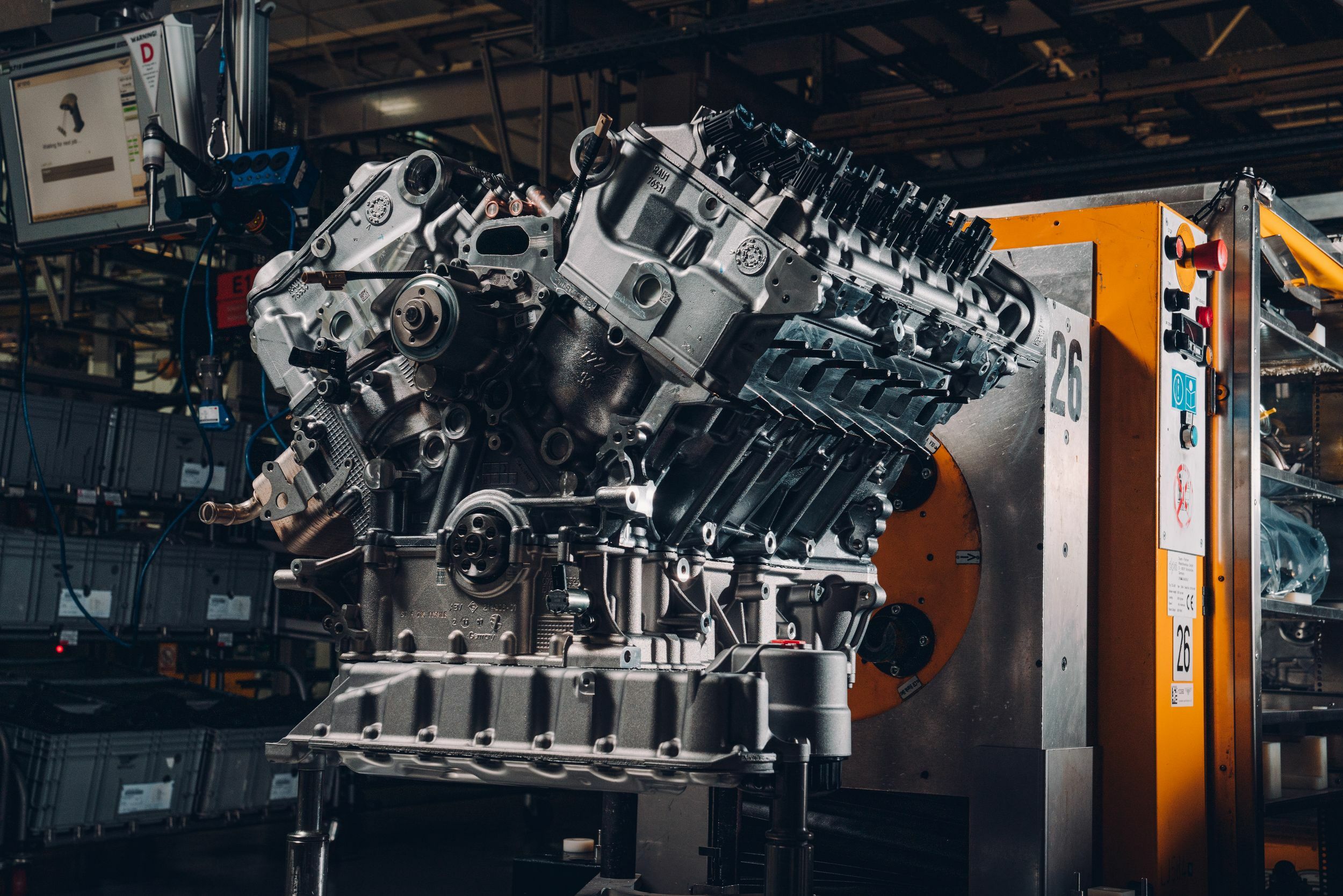 Bentley W12 Powertrain (1)