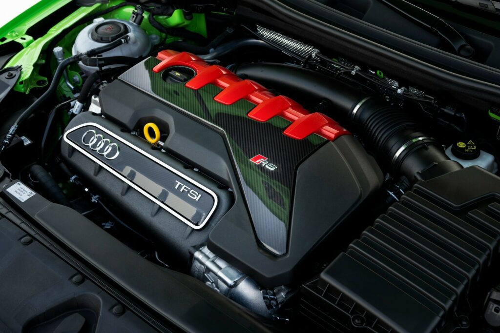  Audi&rsquo;s 2.5-Liter 5-Cylinder Might Survive The Same Way Lambo&rsquo;s 6.5-Liter V12 Did