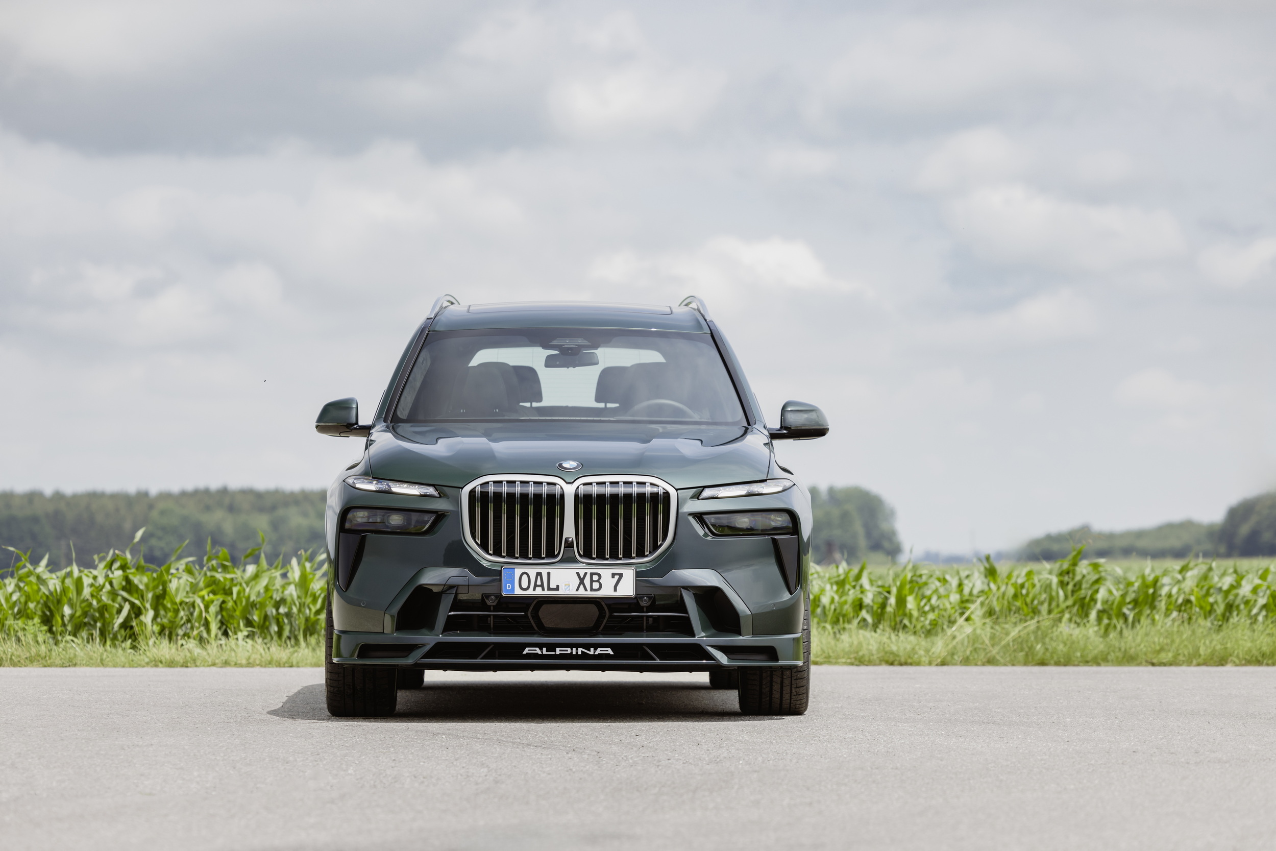 2025 BMW Alpina XB7 Manufaktur Adds An Extra Layer Of Exclusiveness ...