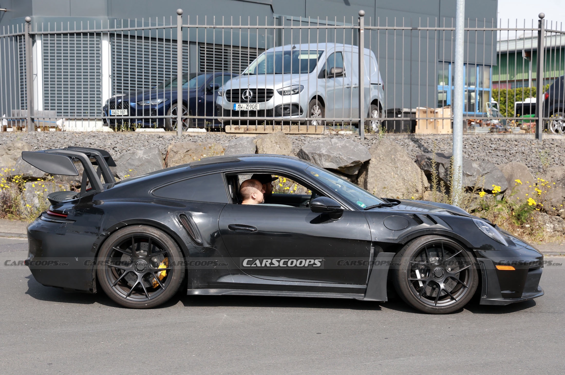 Facelifted Porsche 911 GT3 RS Steps Out For The First Time