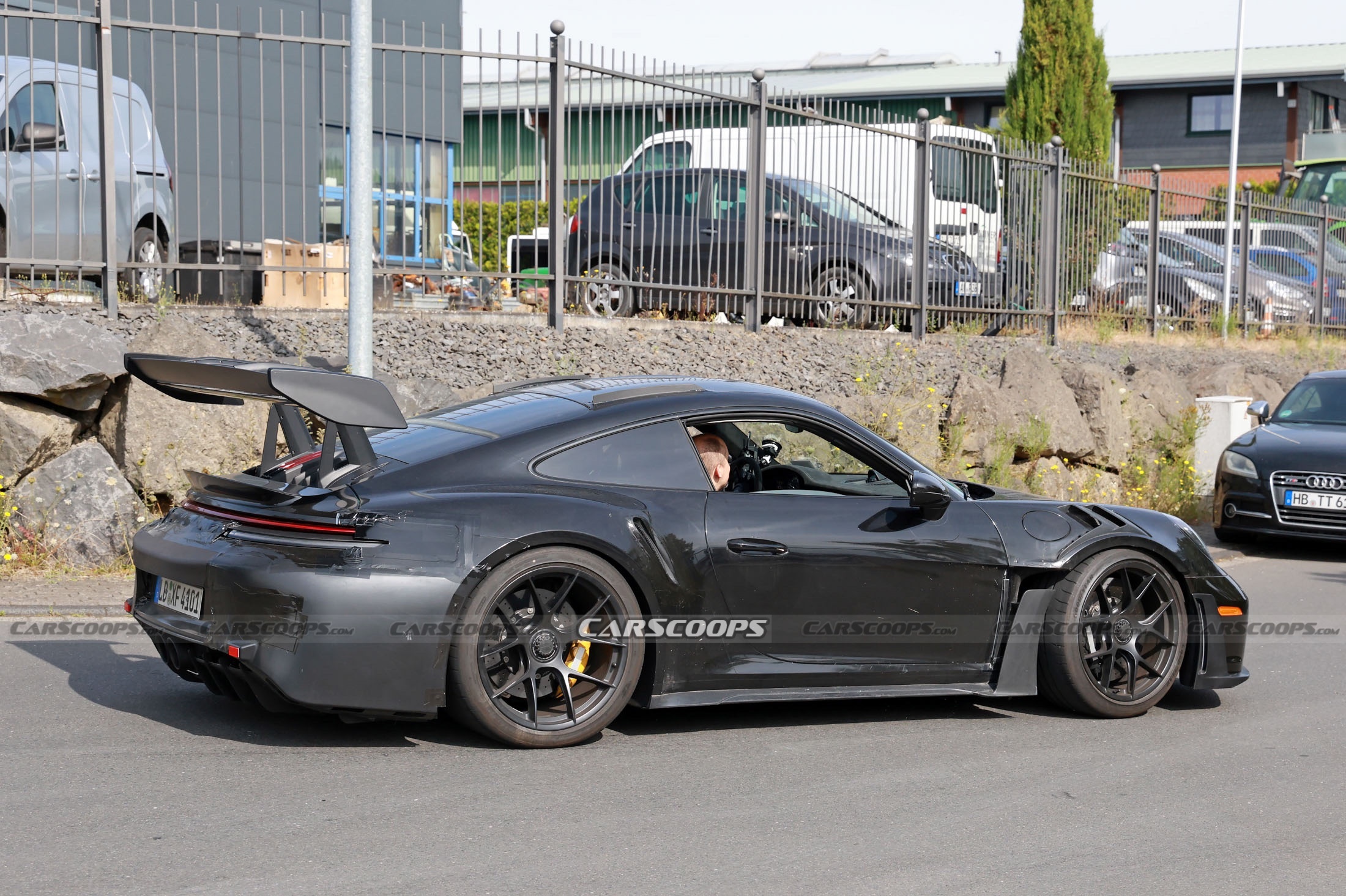 Facelifted Porsche 911 GT3 RS Steps Out For The First Time