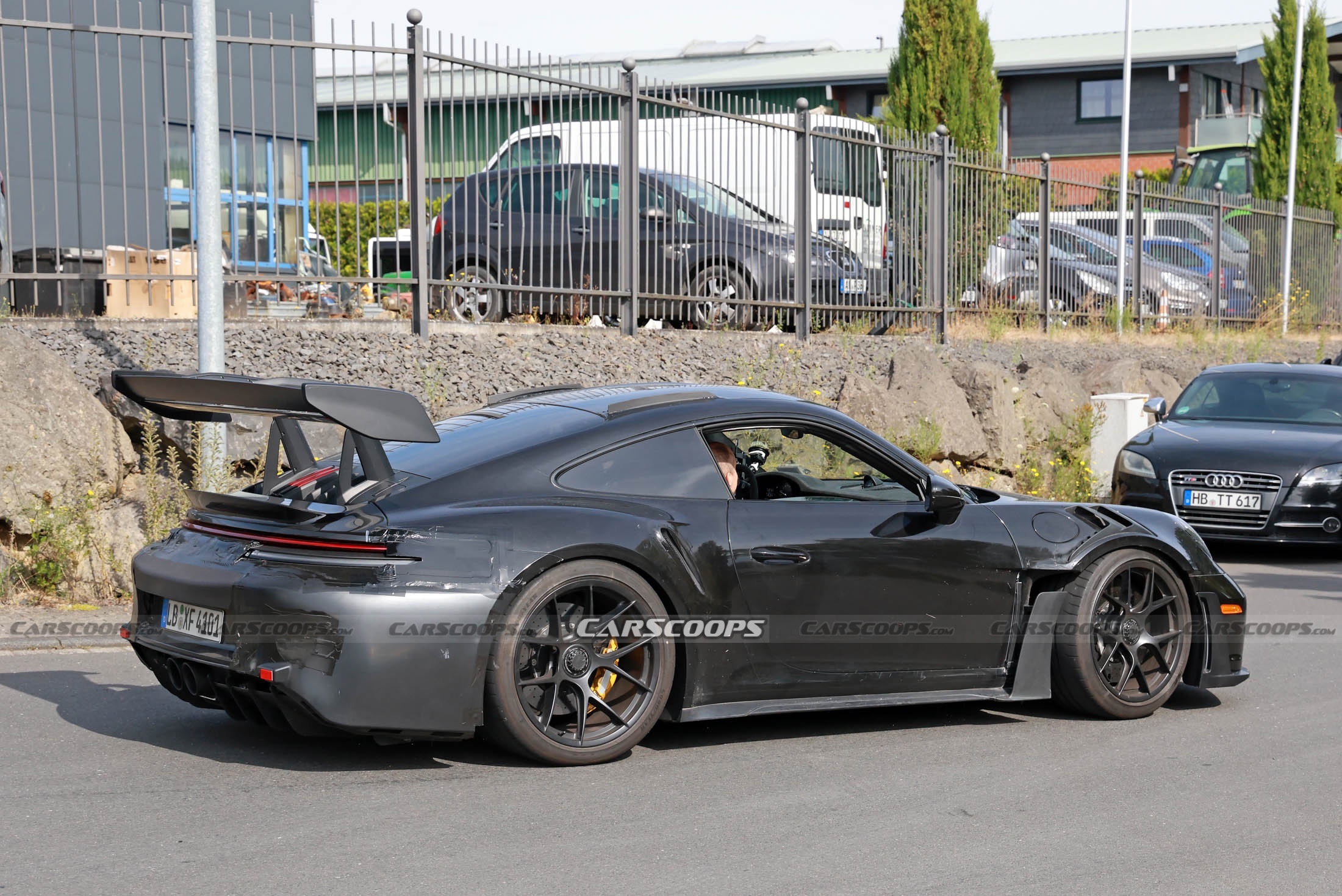 Facelifted Porsche 911 GT3 RS Steps Out For The First Time