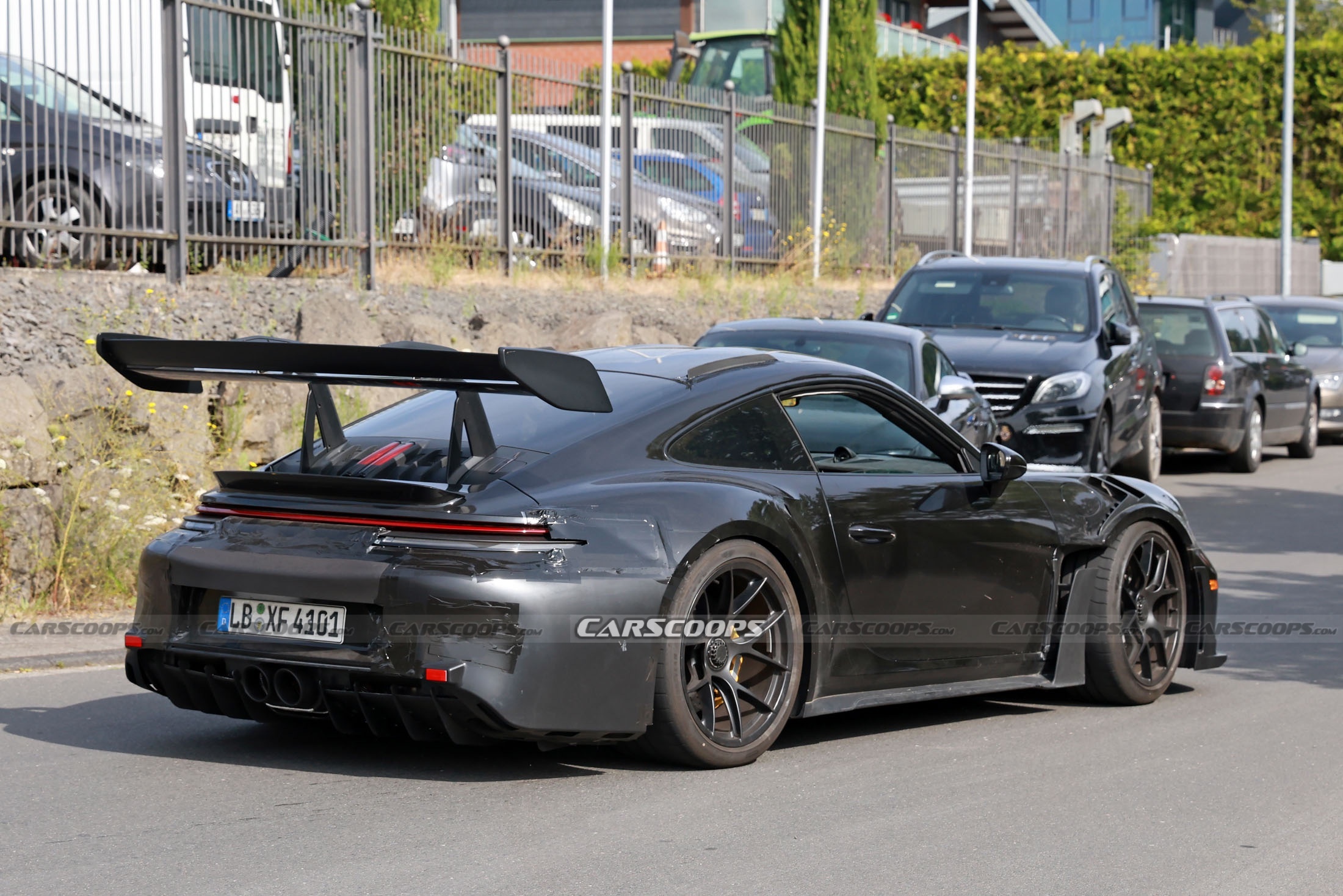 Facelifted Porsche 911 GT3 RS Steps Out For The First Time
