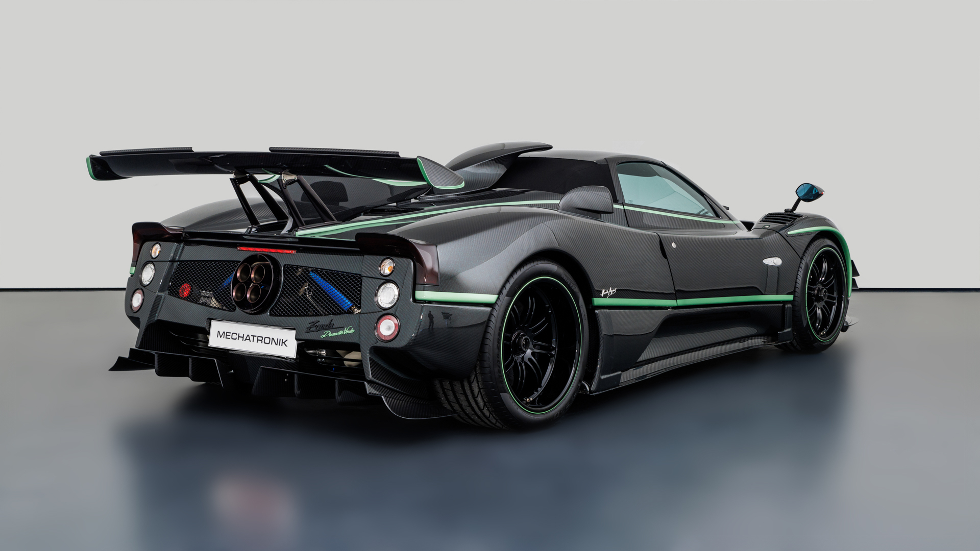 Alonso Found A Very Expensive Way To Forget Aston Martin’s Awful Season