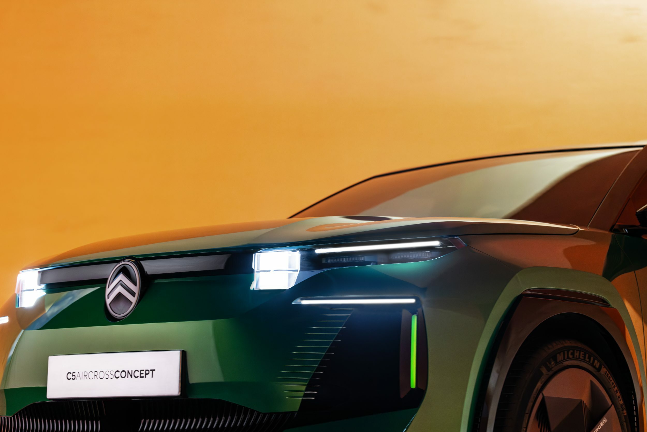Citroen C5 Aircross Concept Previews A Family-Focused Compact SUV For 2025