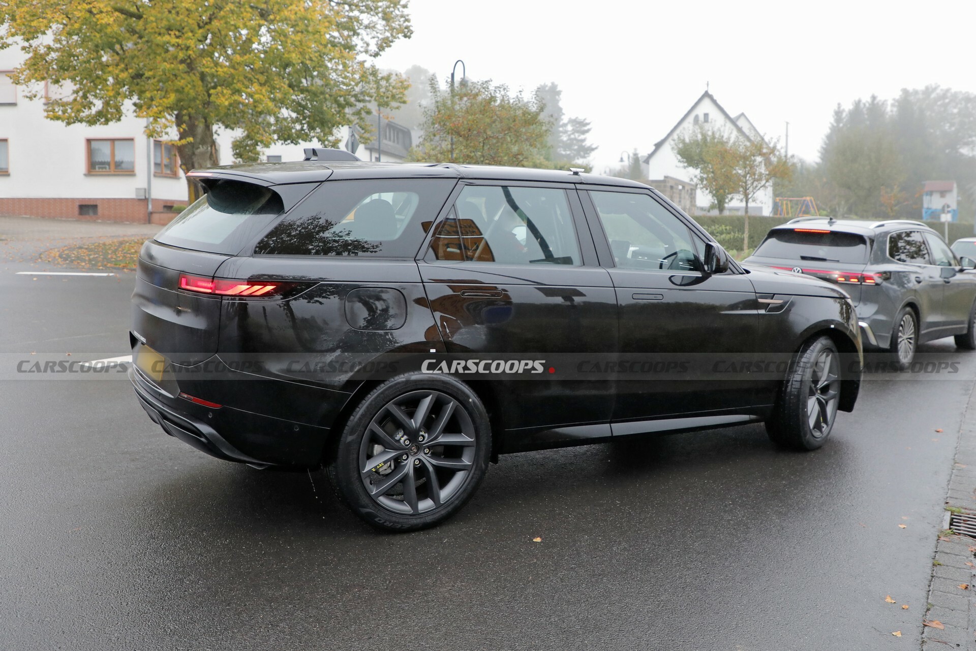 Electric Range Rover Sport Takes To The ‘Ring With Familiar Design ...