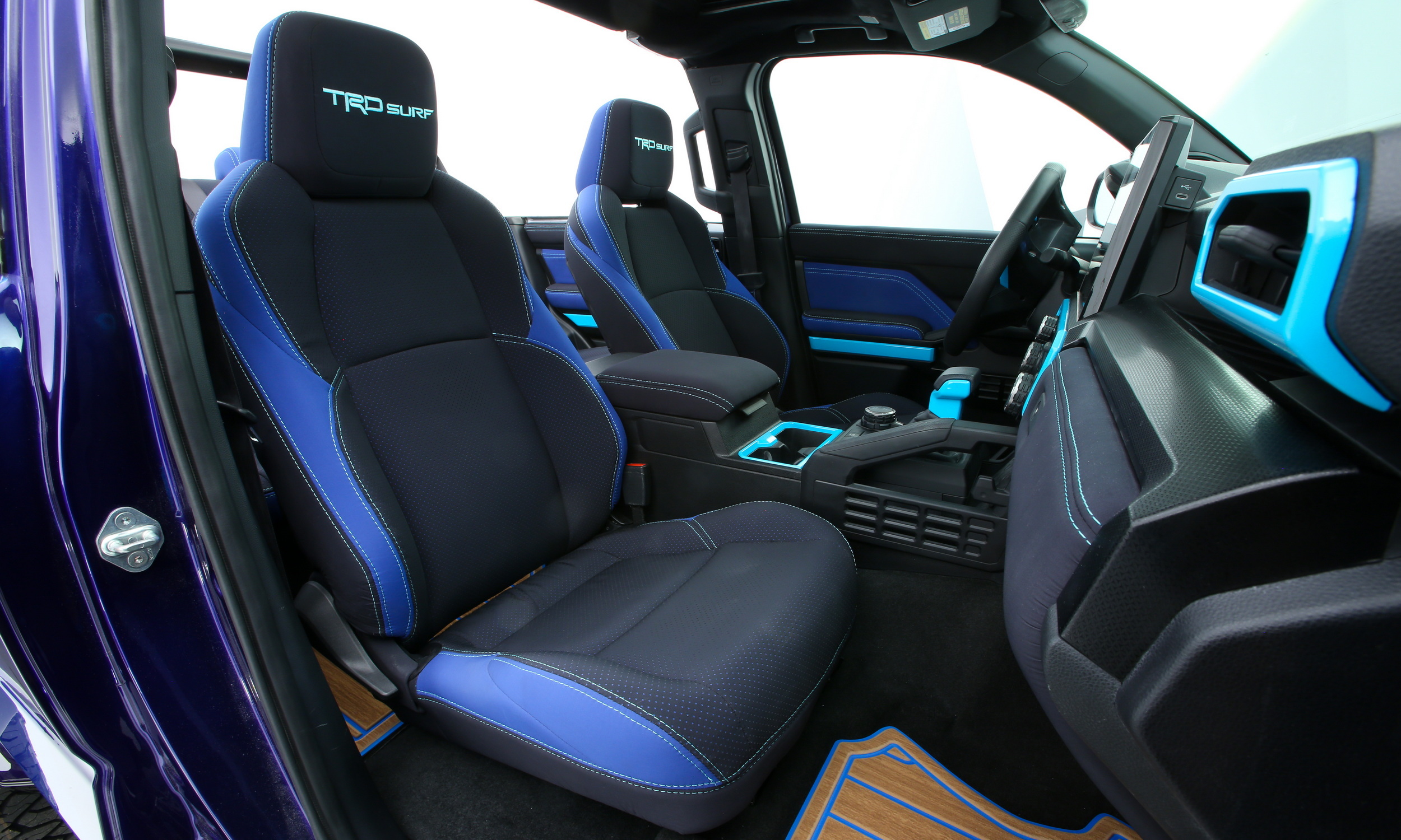 Toyota 4Runner TRD Surf Concept - SEMA 2024 (21)