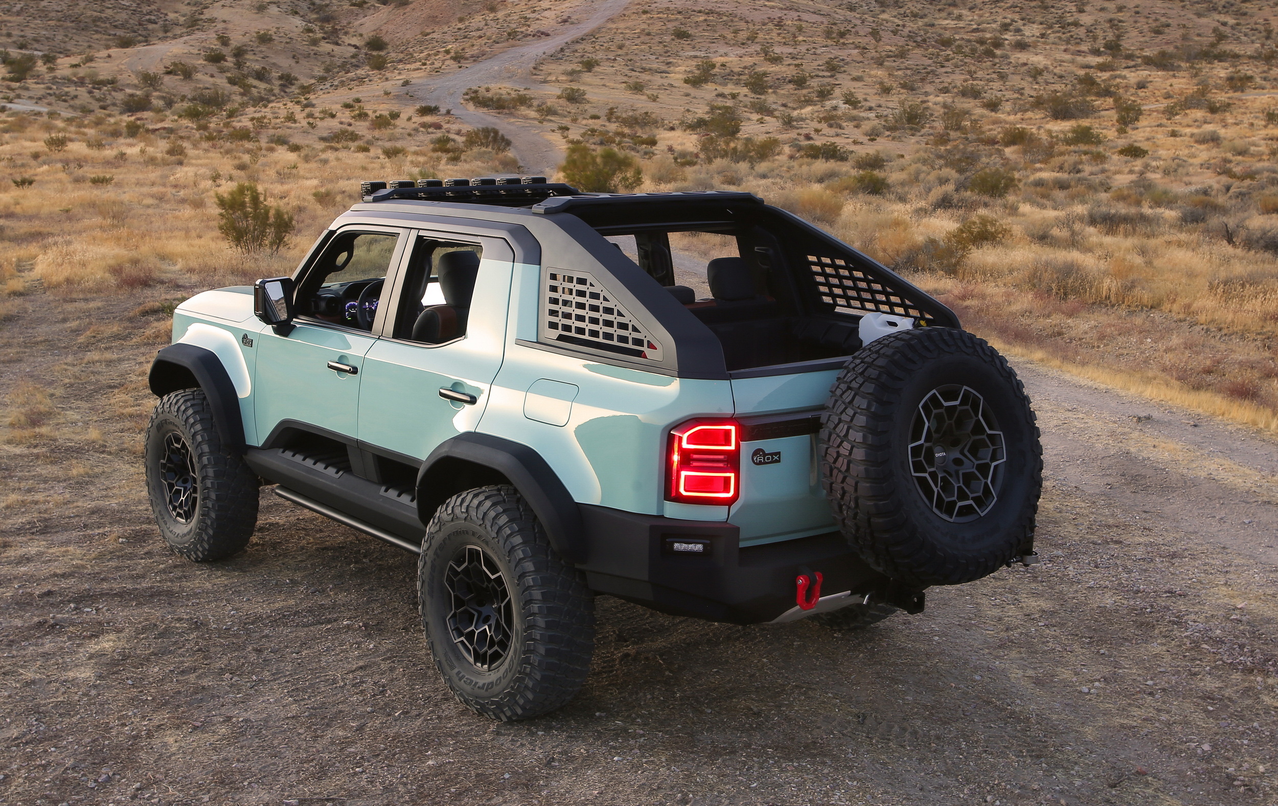 Toyota Land Cruiser ROX - 2024 SEMA (24)
